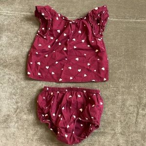 Old navy top and bloomer set 12-18 months